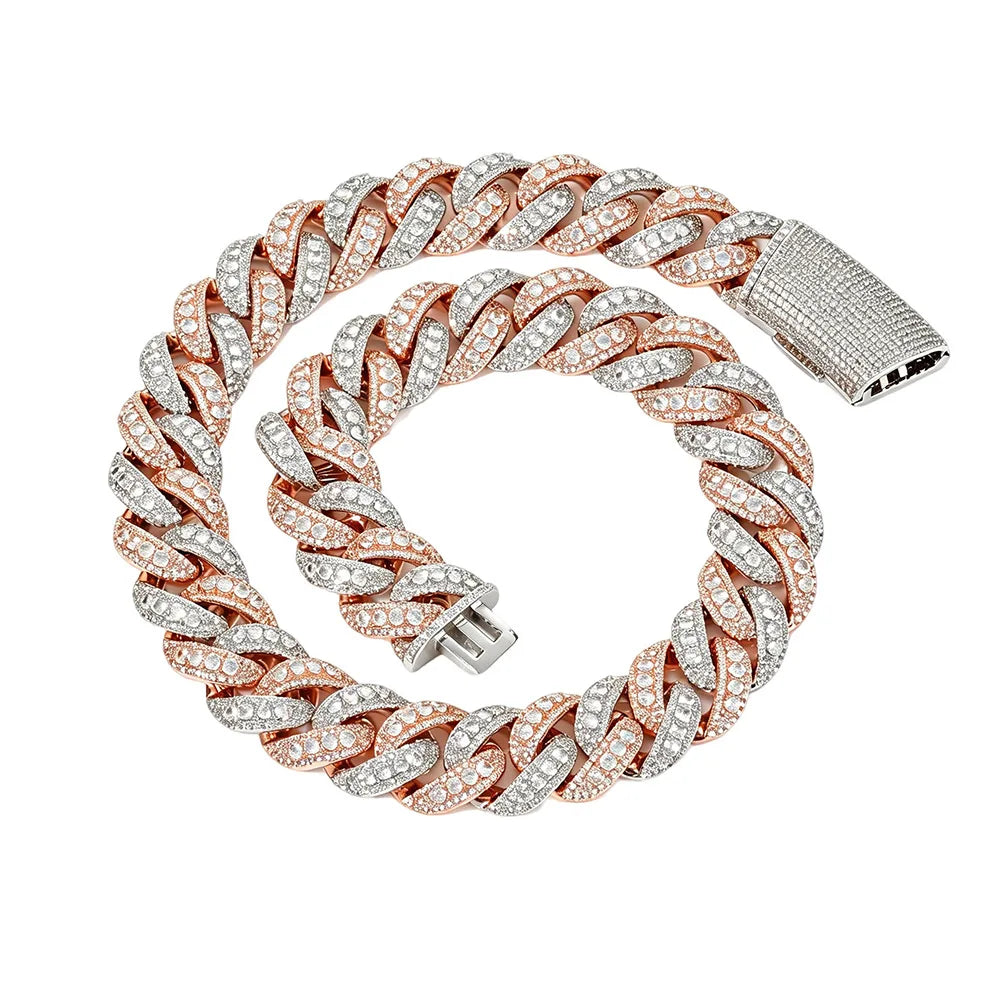 Clear artificial diamonds chain
