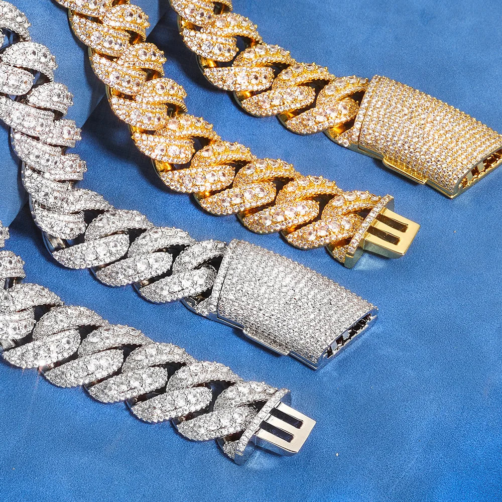 Clear artificial diamonds chain
