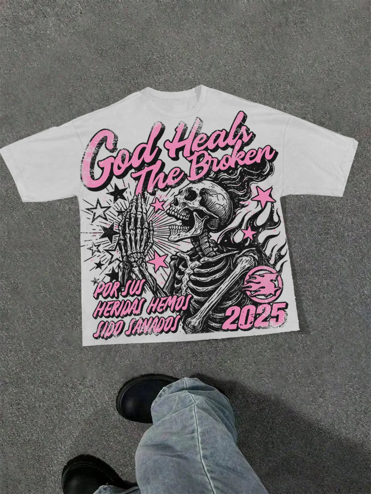 Graphic T-shirt  Oversized