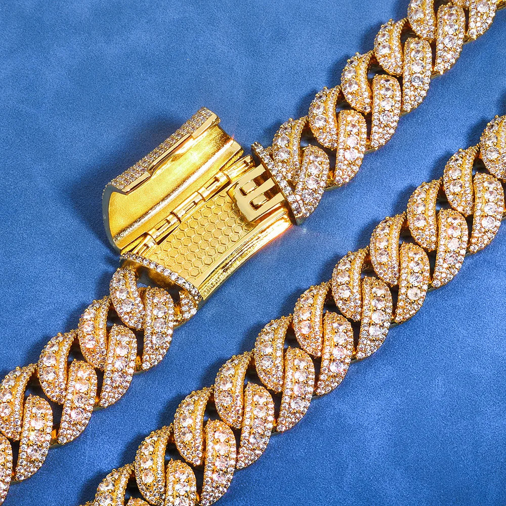 Clear artificial diamonds chain